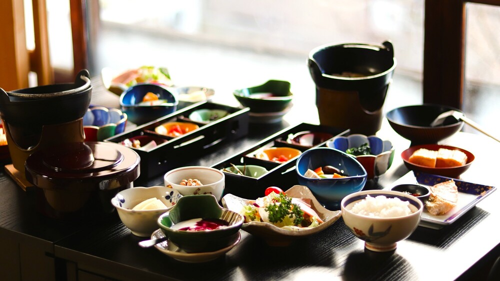 【朝食プラン】炊きたて安曇野産コシヒカリの和朝食／チェックイン17時～21時迄 