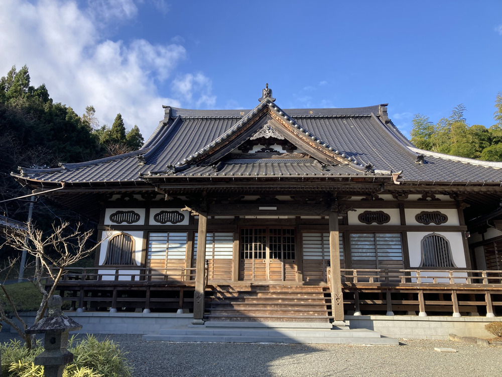 【朝の静けさに心を整える】三陸・龍昌寺の座禅体験★自然に囲まれた禅寺で初心者歓迎のリトリート◎ 