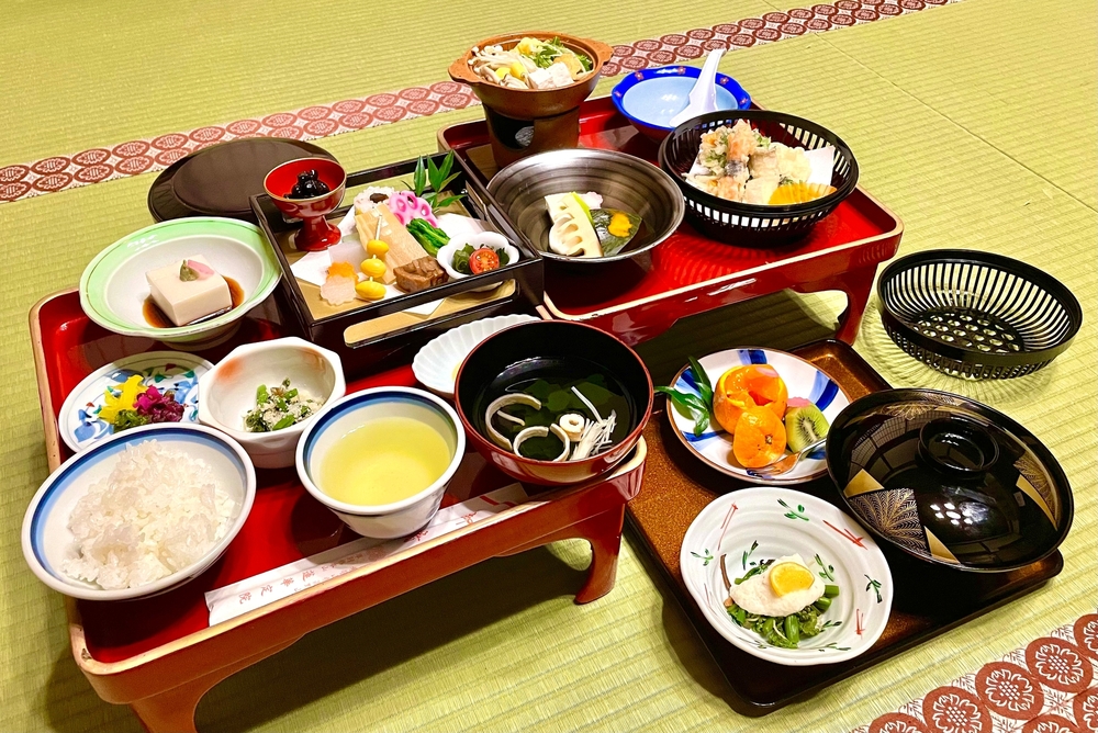 スタンダード：襖仕切りの和室（精進料理の夕朝食付）
