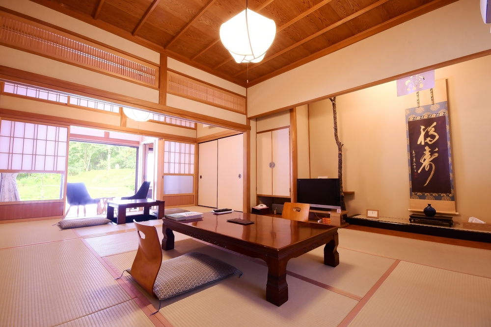 Annex "Special room with garden view bath" 40 square meters ■ Non-smoking ■