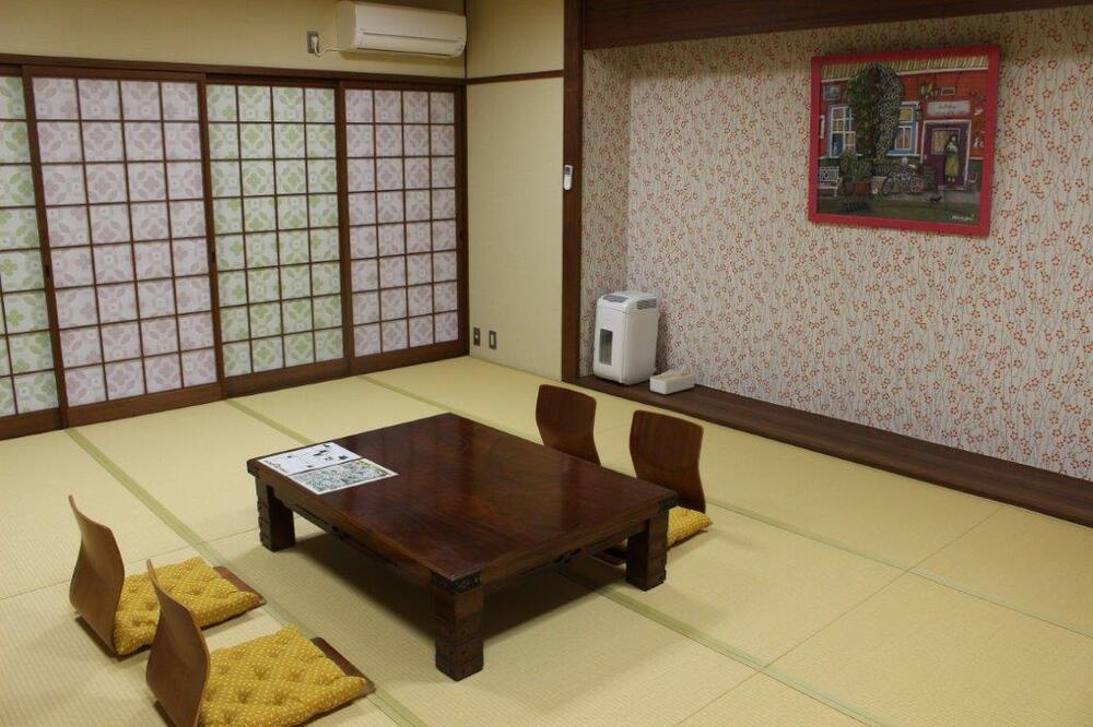 おおきいおへや