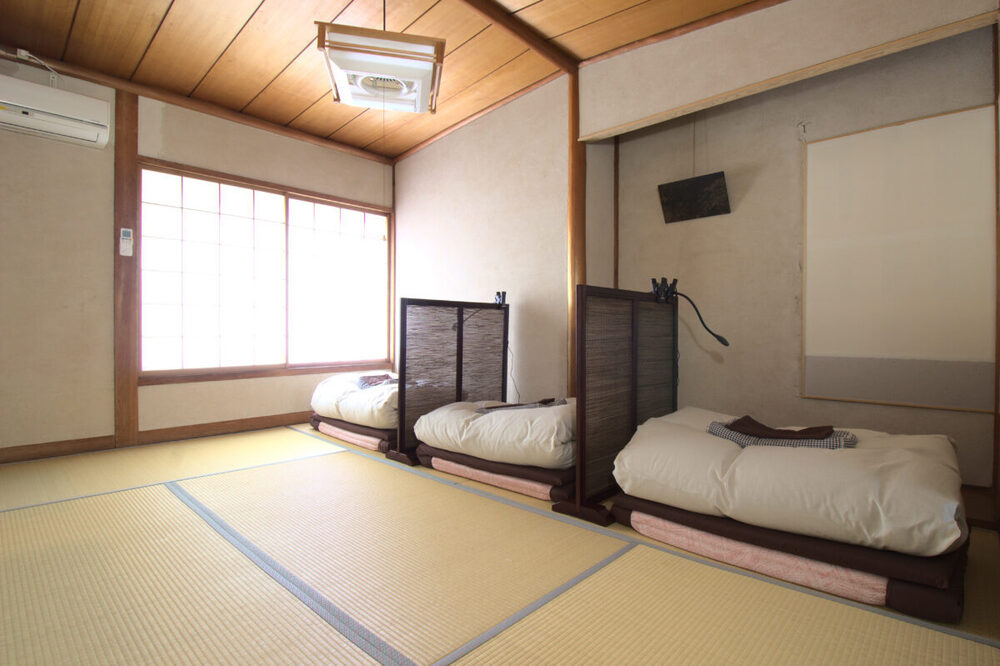 女性専用ドミトリー