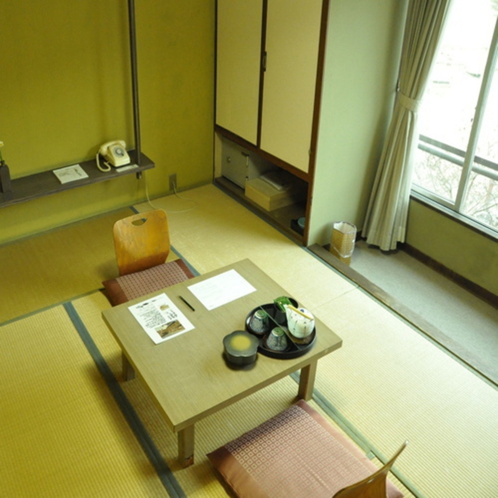 和室2名
