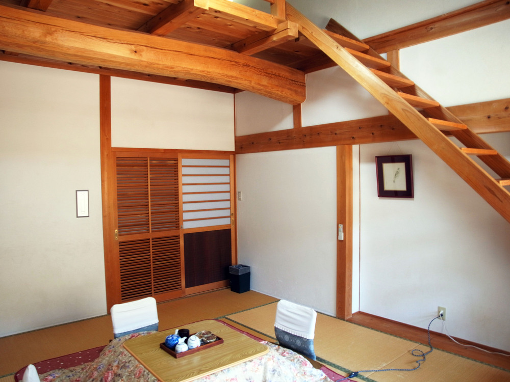 和室１０畳ロフト付き