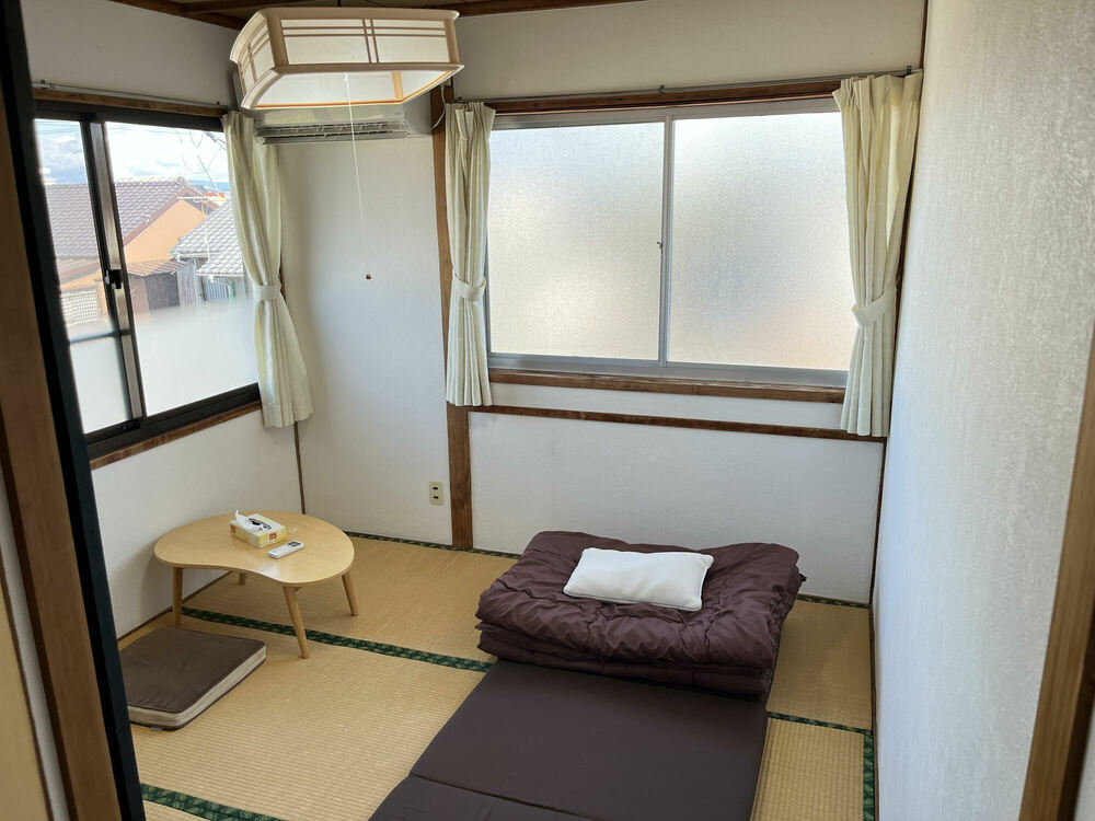 個室エコノミー